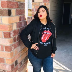 Meet your Posher, Karina